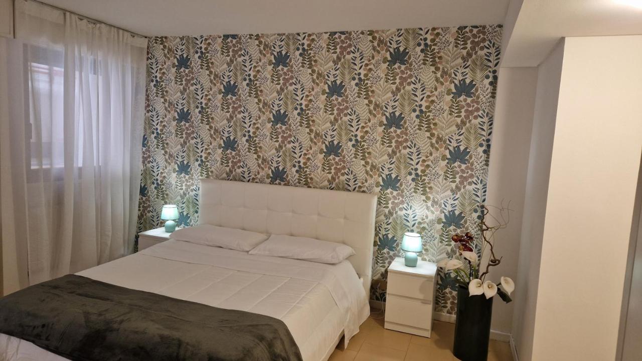 Sea Apartment & Pool 2 Palermo Bagian luar foto