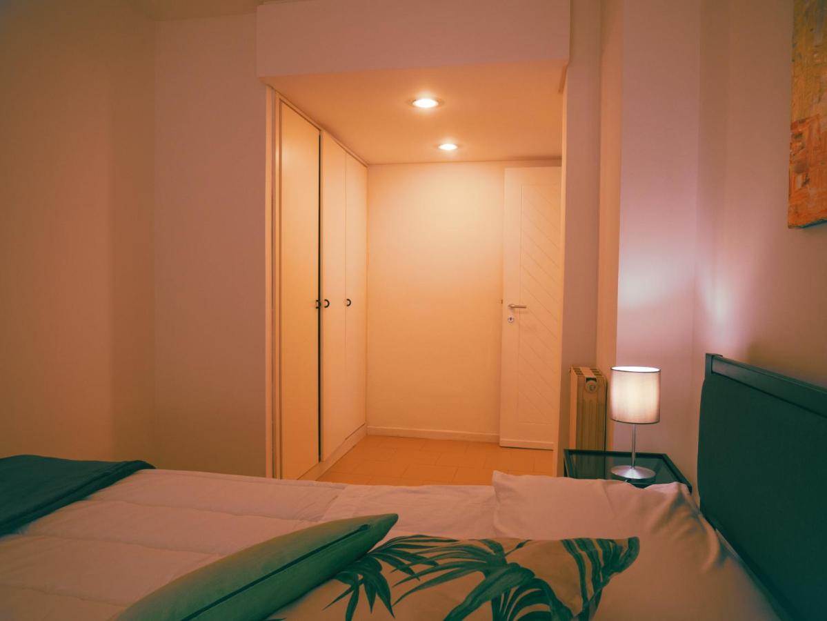 Sea Apartment & Pool 2 Palermo Bagian luar foto