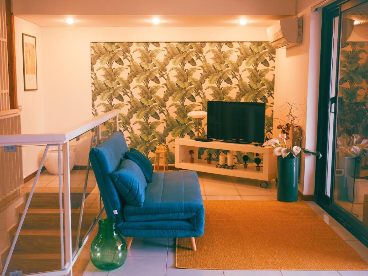 Sea Apartment & Pool 2 Palermo Bagian luar foto