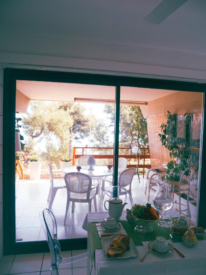 Sea Apartment & Pool 2 Palermo Bagian luar foto