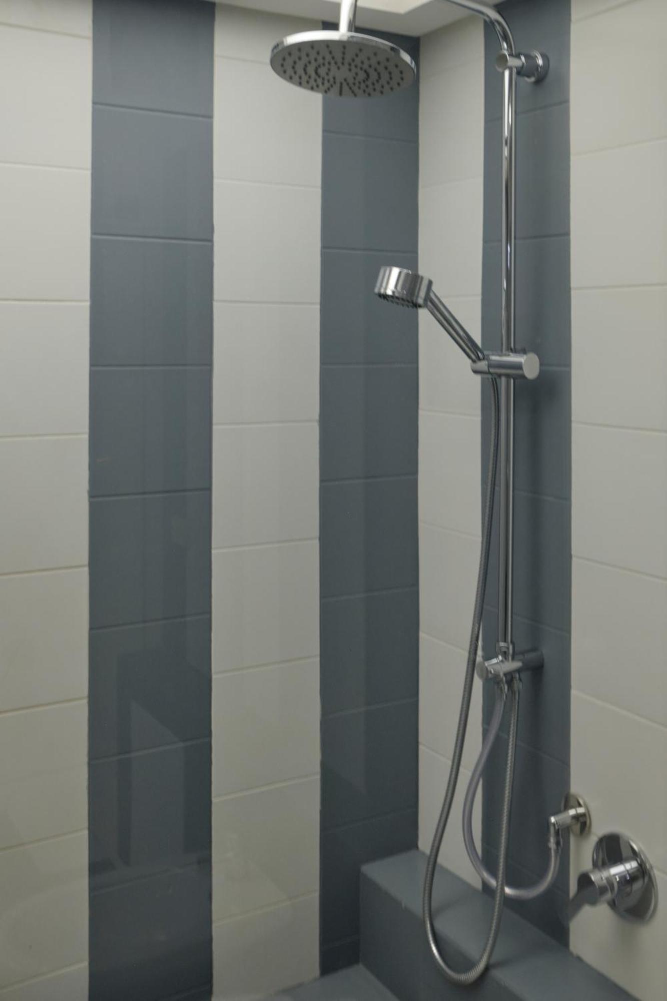 Sea Apartment & Pool 2 Palermo Bagian luar foto