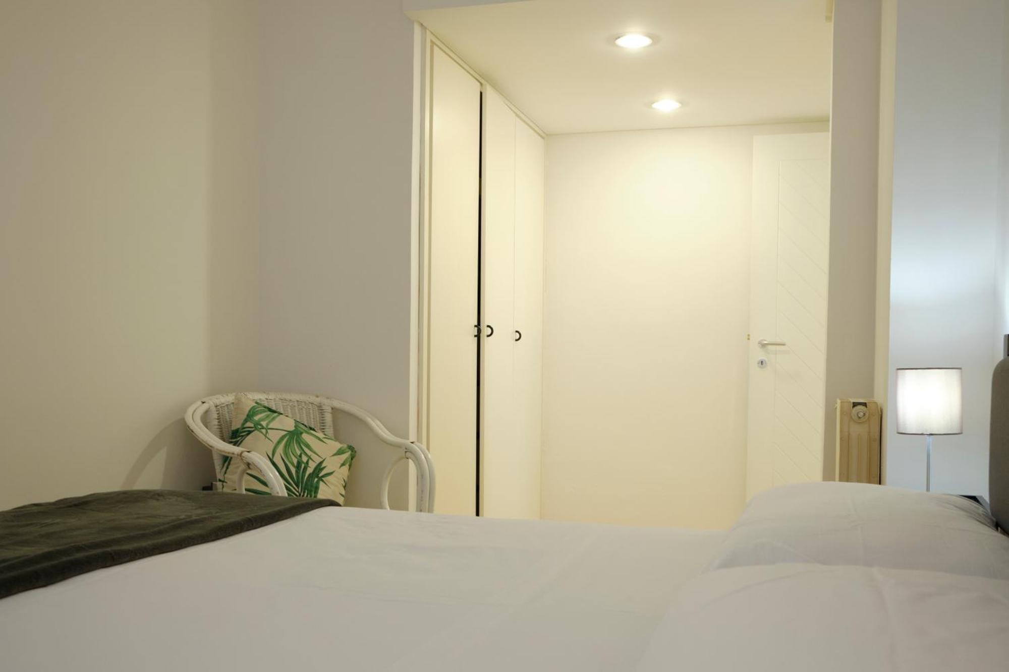 Sea Apartment & Pool 2 Palermo Bagian luar foto