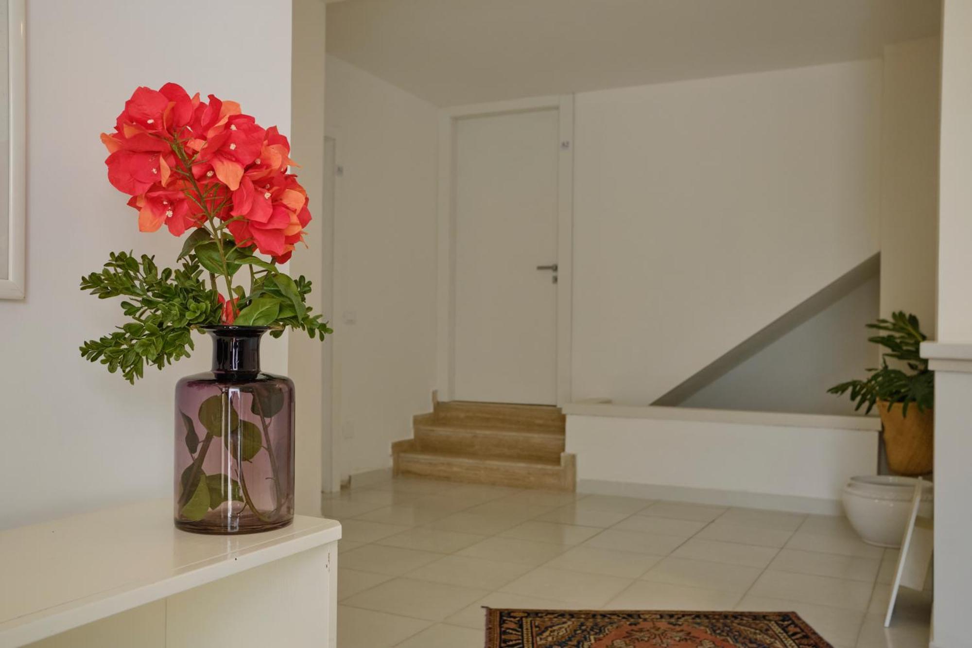 Sea Apartment & Pool 2 Palermo Bagian luar foto